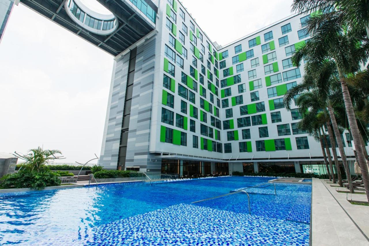 Republic Suites Ho-Chi-Minh-Stadt Exterior foto